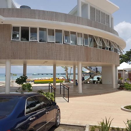 Skycastle Oasis Apartamento Ocho Rios Exterior foto