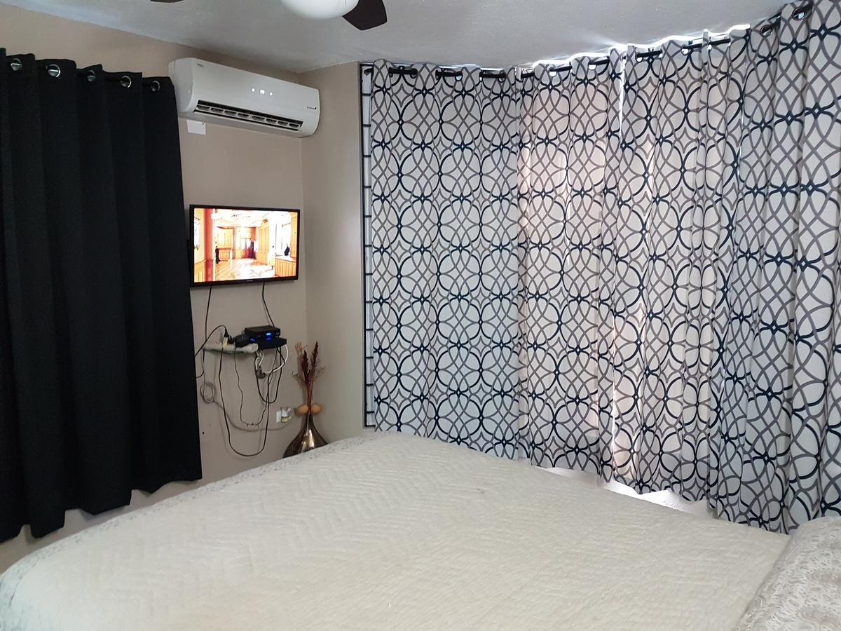 Skycastle Oasis Apartamento Ocho Rios Exterior foto